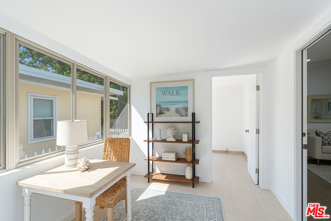 4201 Topanga Canyon Blvd Unit: 62