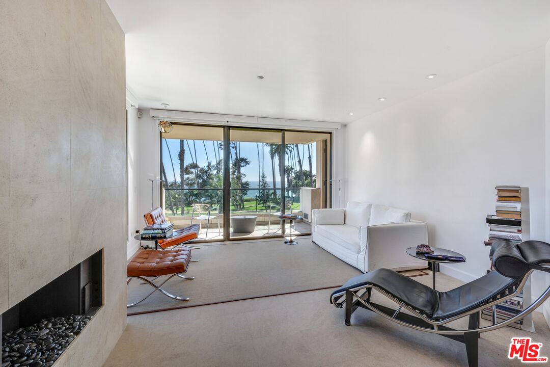 701 Ocean Ave Unit: 306