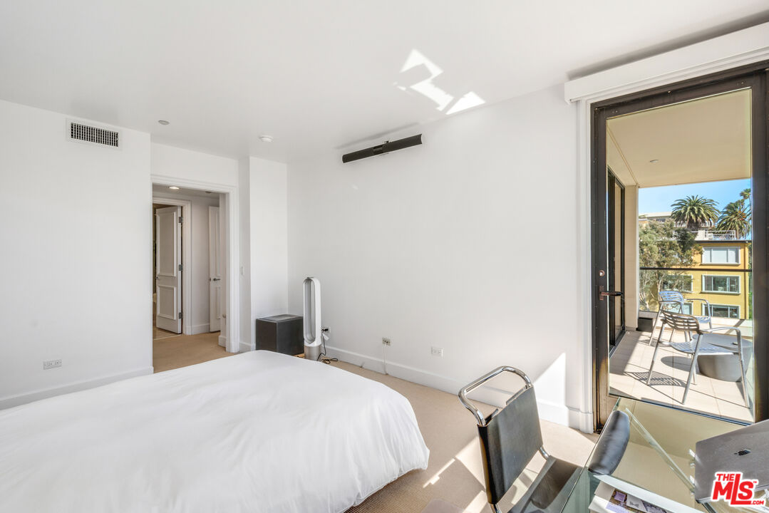 701 Ocean Ave Unit: 306