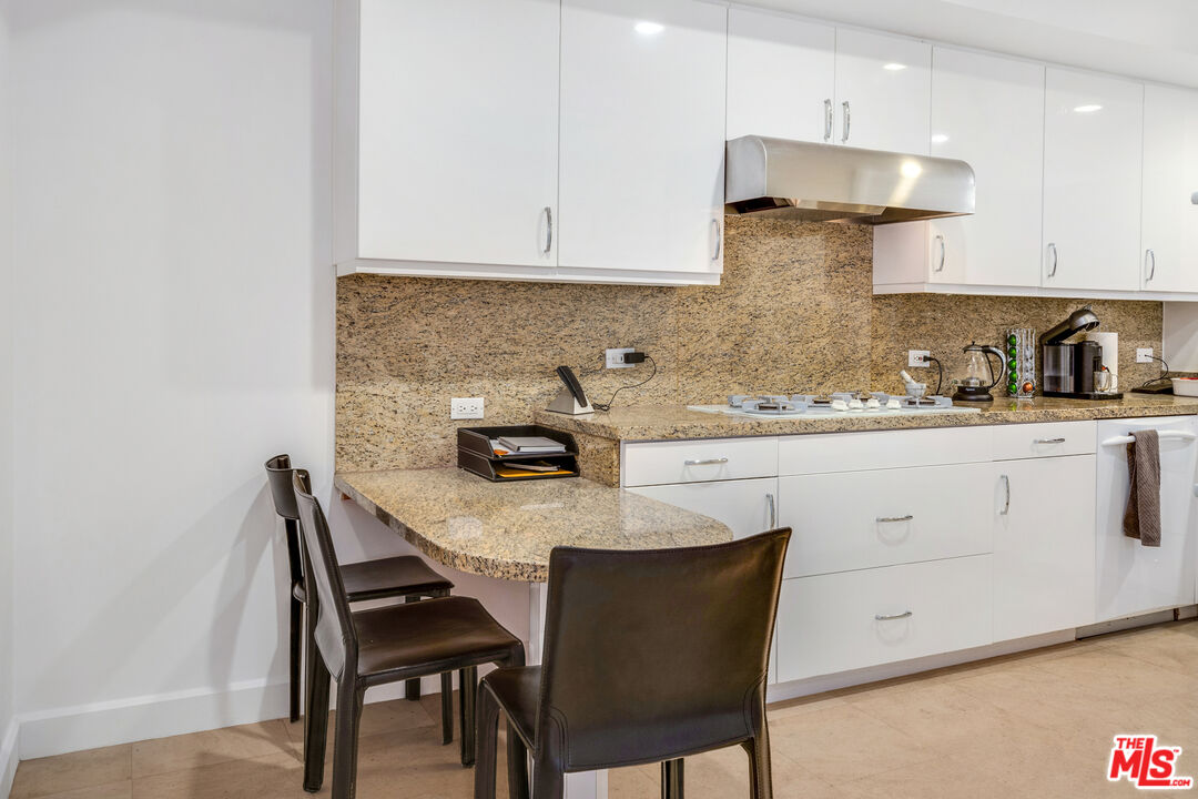 701 Ocean Ave Unit: 306