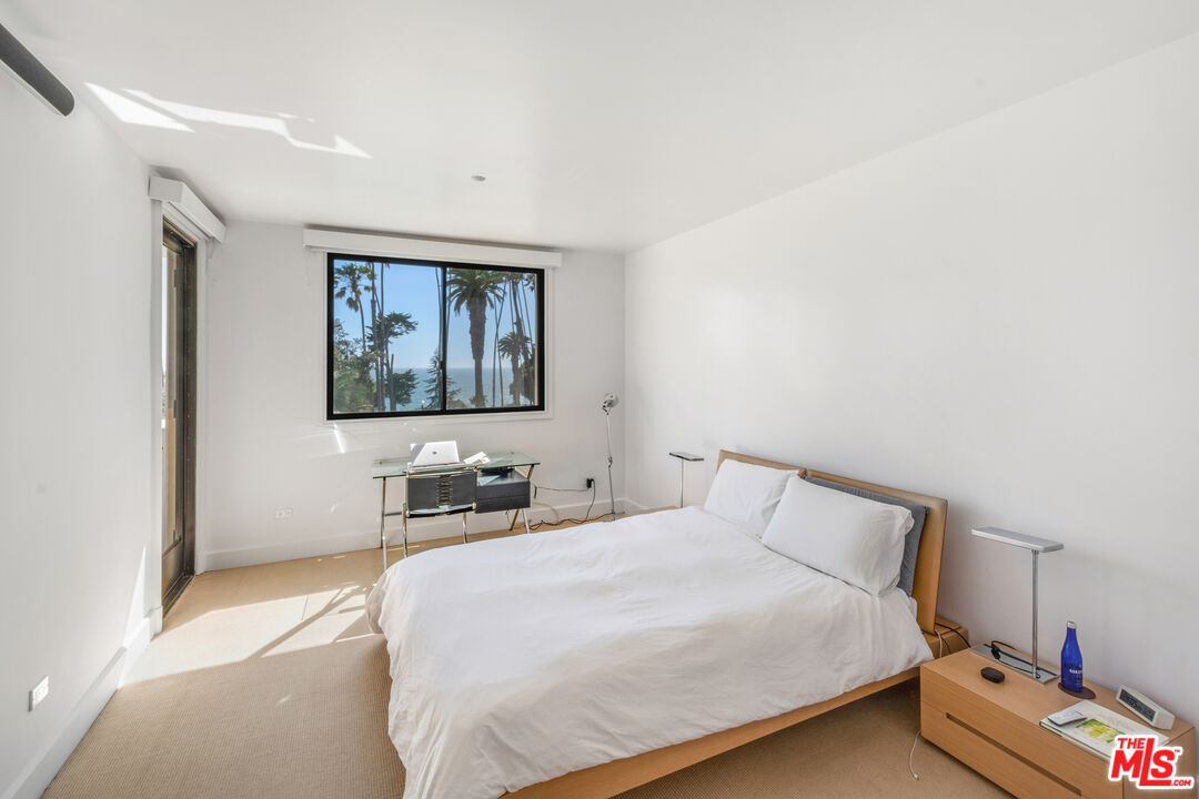 701 Ocean Ave Unit: 306