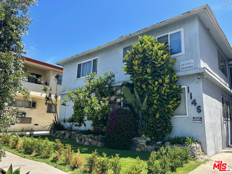1146 N Formosa Ave Unit: 5