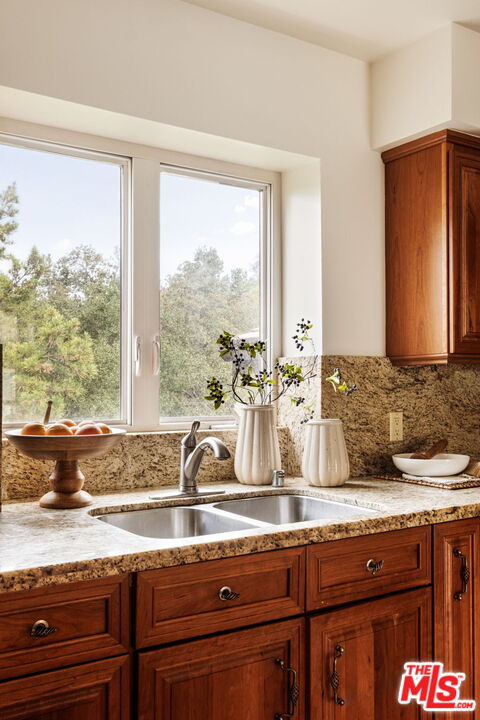 2617 Sleepy Hollow Pl