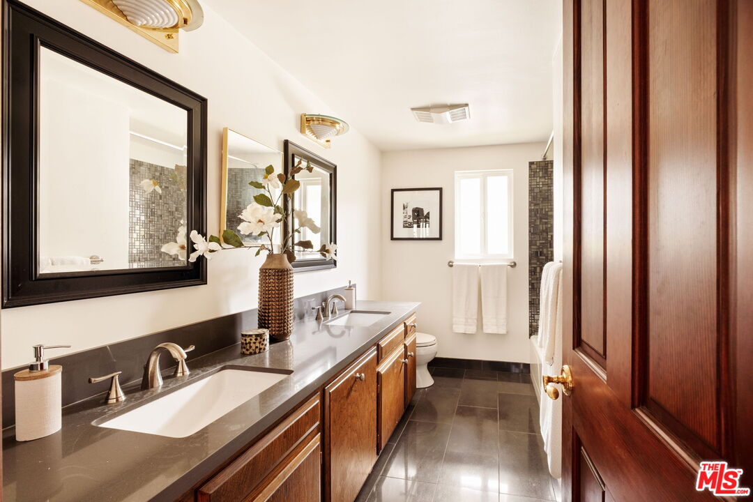 2617 Sleepy Hollow Pl