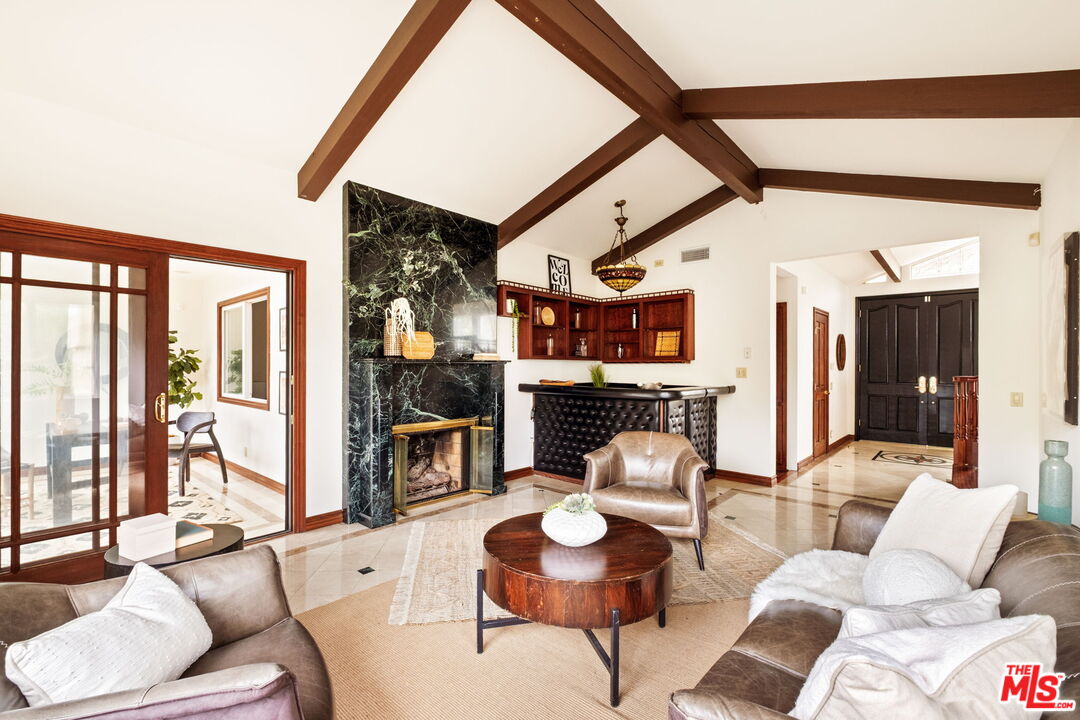 2617 Sleepy Hollow Pl