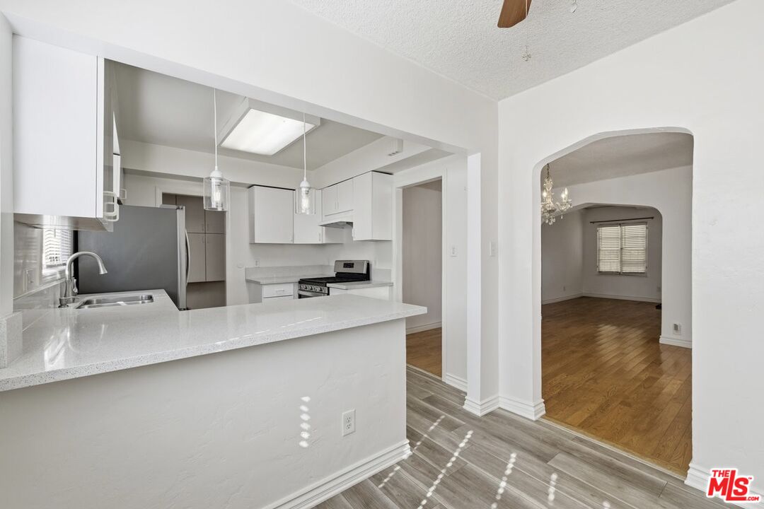 1141 S Shenandoah St