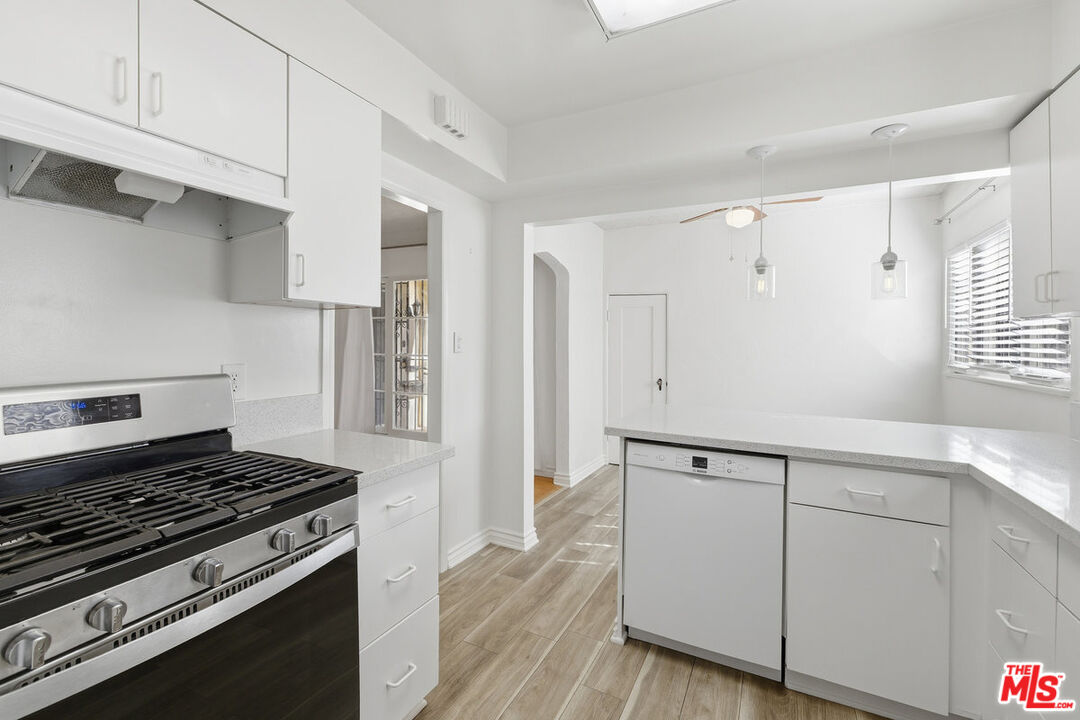 1141 S Shenandoah St