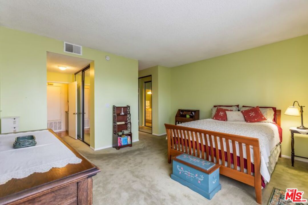 4600 Via Dolce Unit: 206