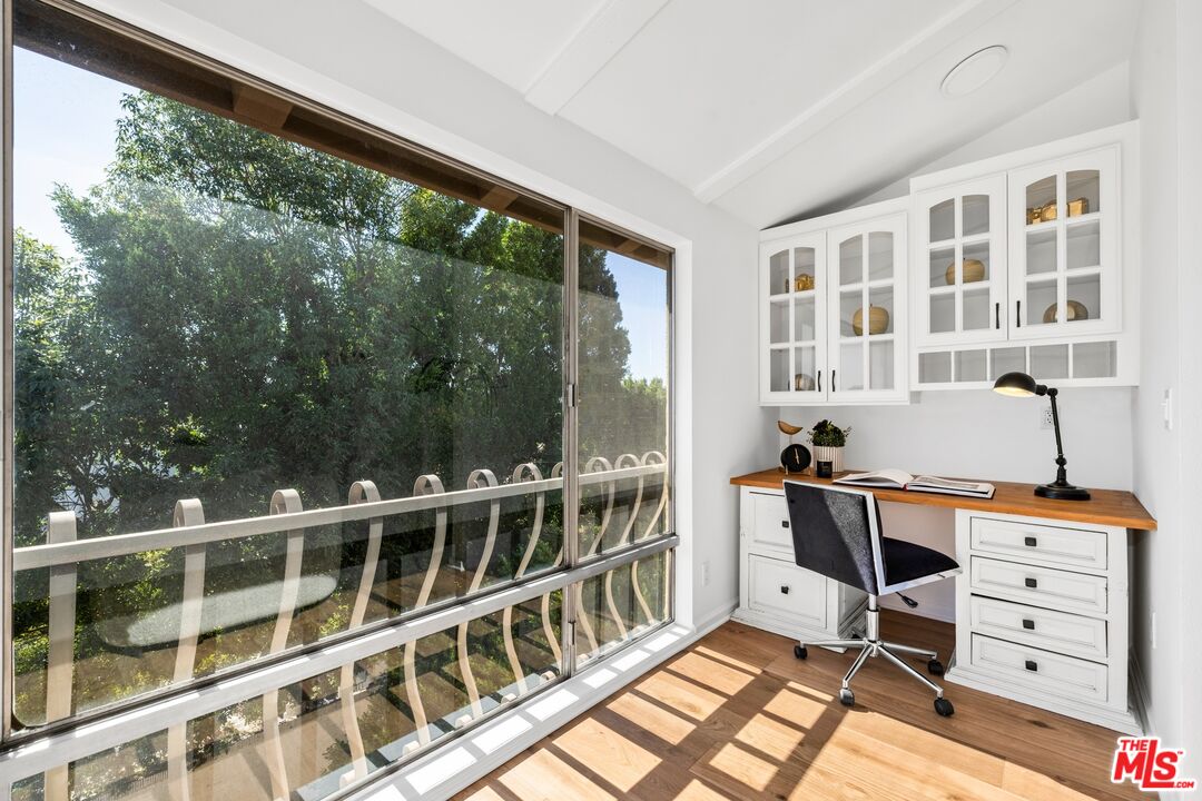 12720 Burbank Blvd Unit: 318