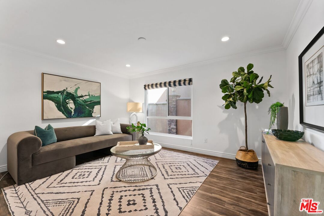 3831 Saint Johnswood Dr