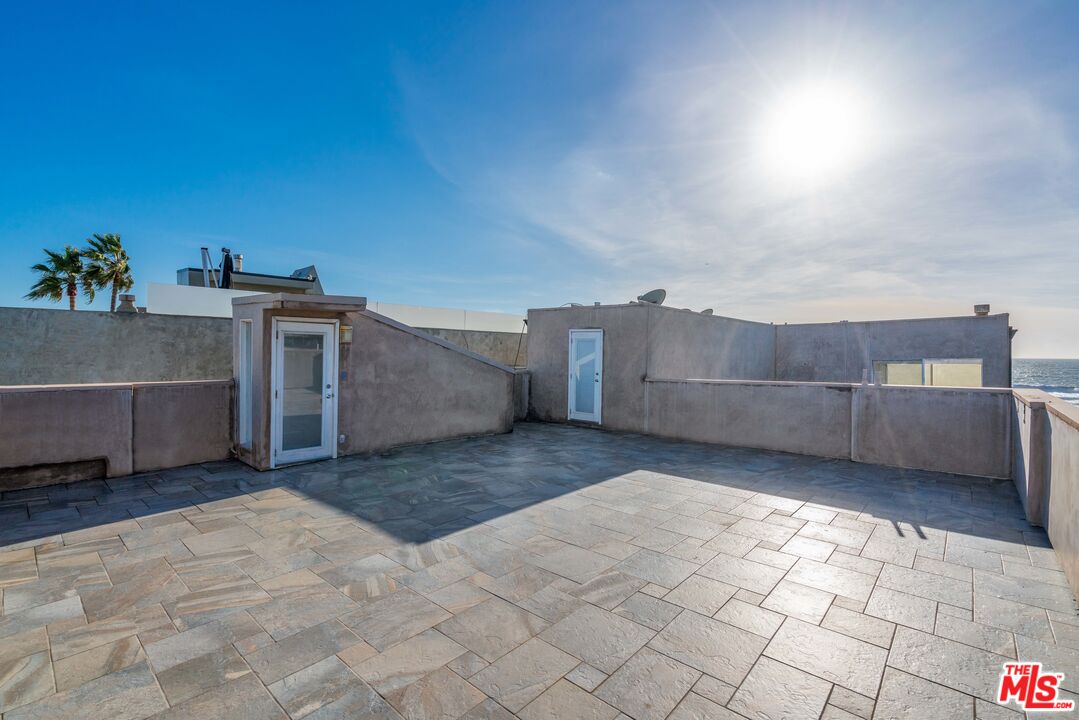 3711 OCEAN FRONT Unit: 3