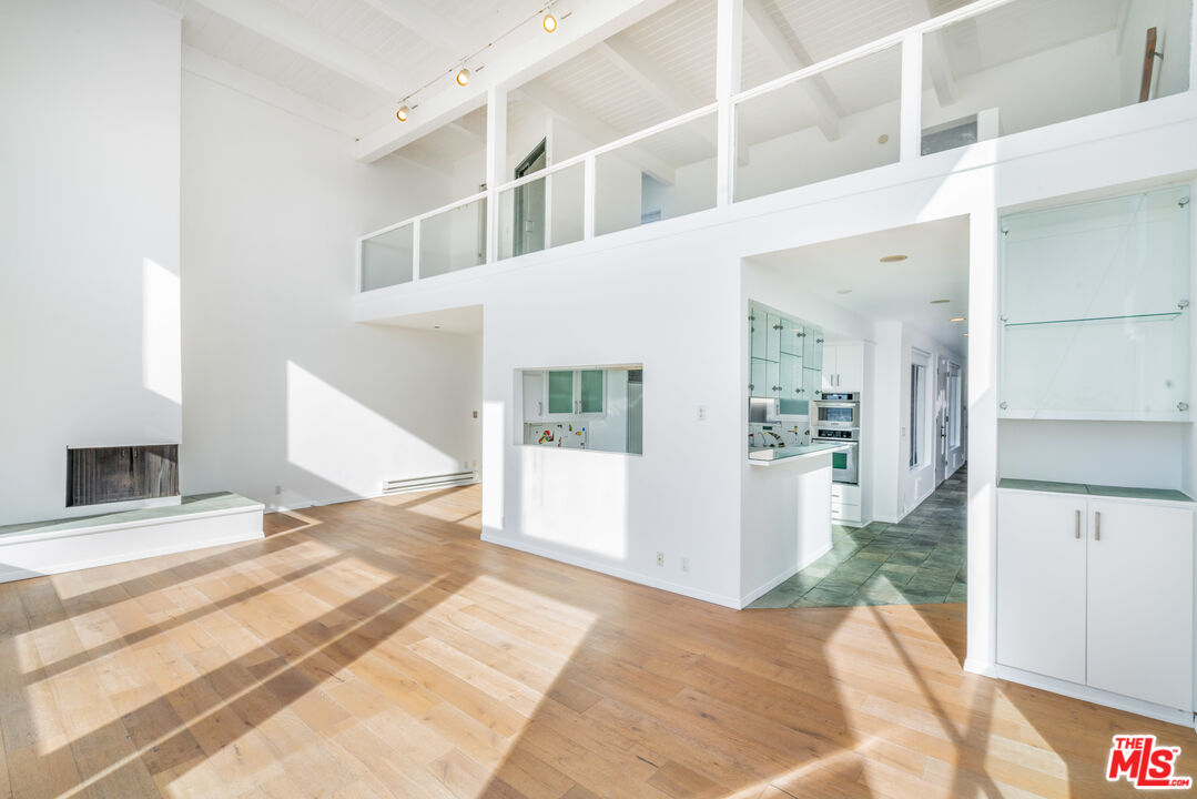 3711 OCEAN FRONT Unit: 3