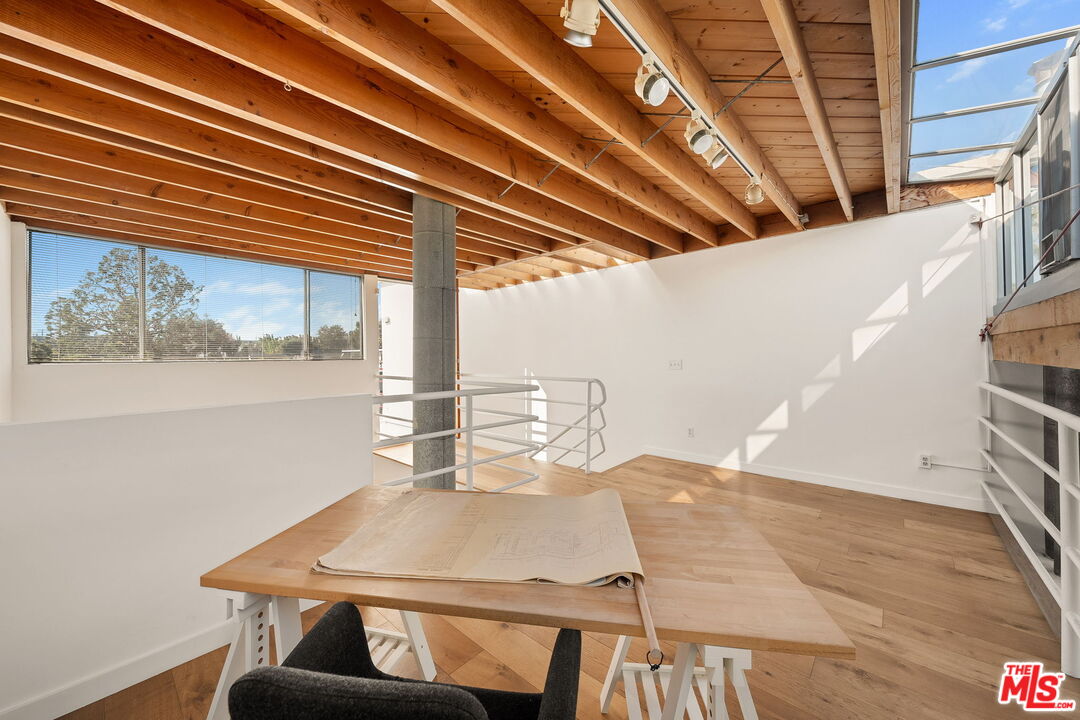 654 Pier Ave Unit: C