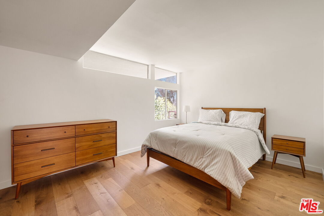 654 Pier Ave Unit: C