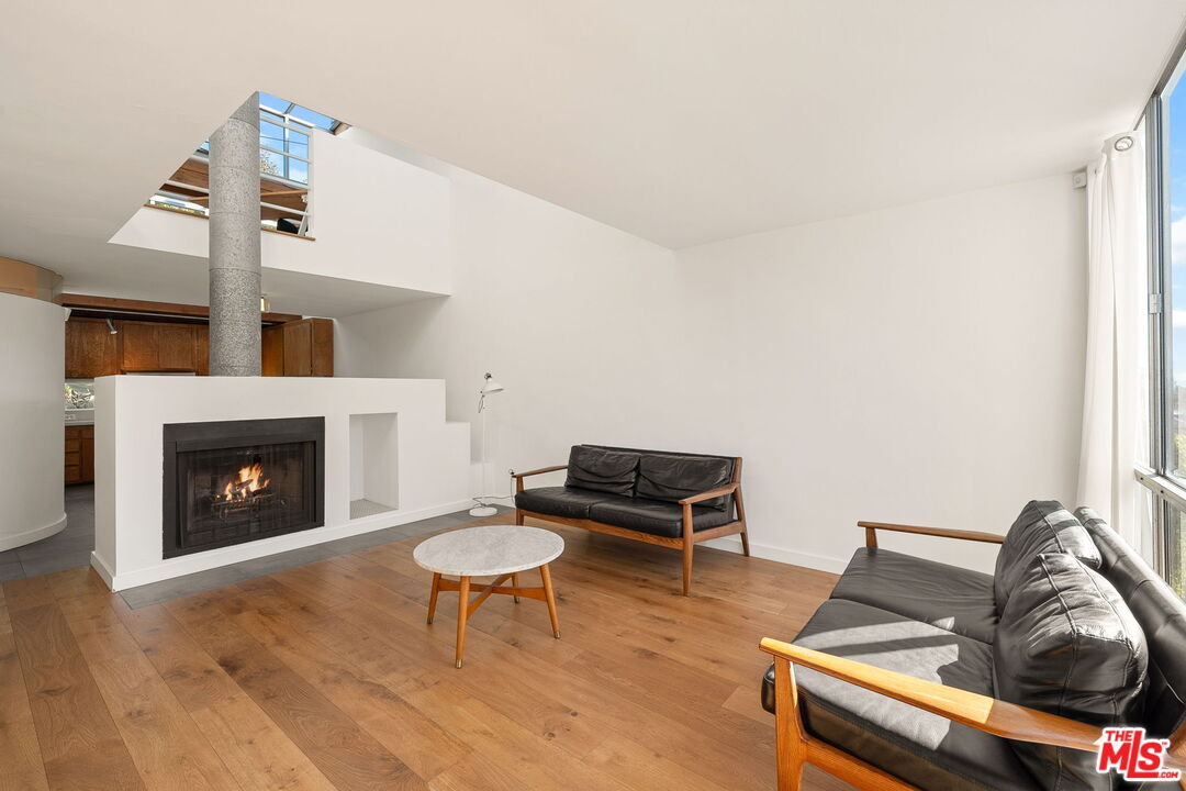 654 Pier Ave Unit: C