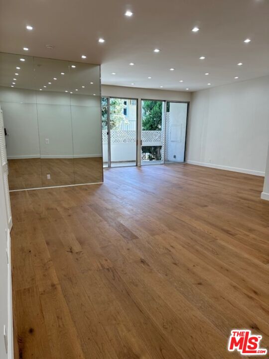 11970 Montana Ave Unit: 312