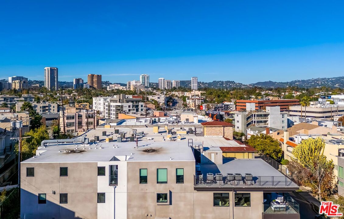 1839 Pandora Ave Unit: PH