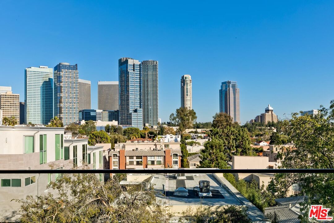 1839 Pandora Ave Unit: PH