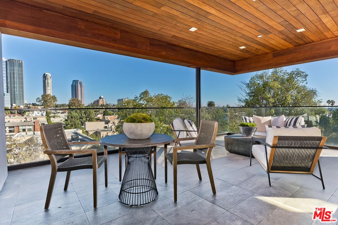 1839 Pandora Ave Unit: PH