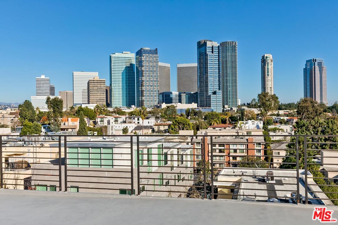 1839 Pandora Ave Unit: PH