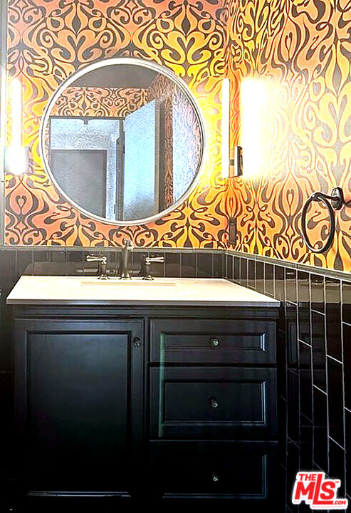 17366 W Sunset Blvd Unit: 105