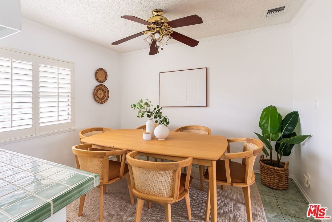 5882 Bowcroft St Unit: 3