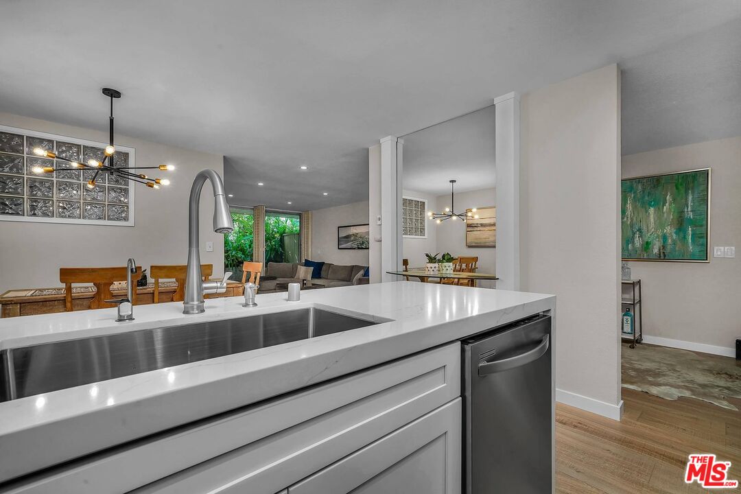 11645 Montana Ave Unit: 107