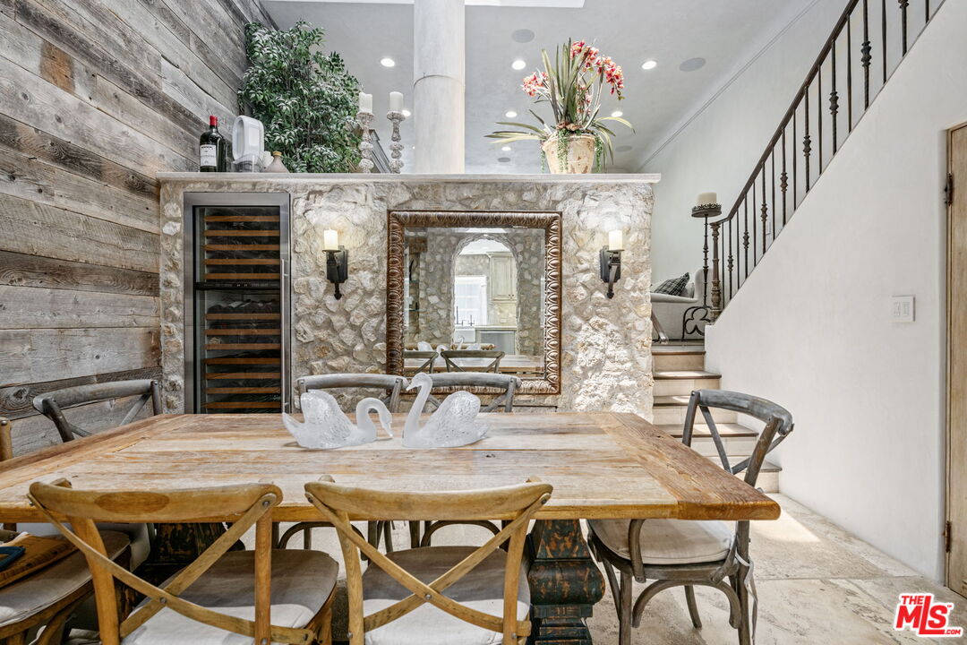 2408 34th St Unit: 4