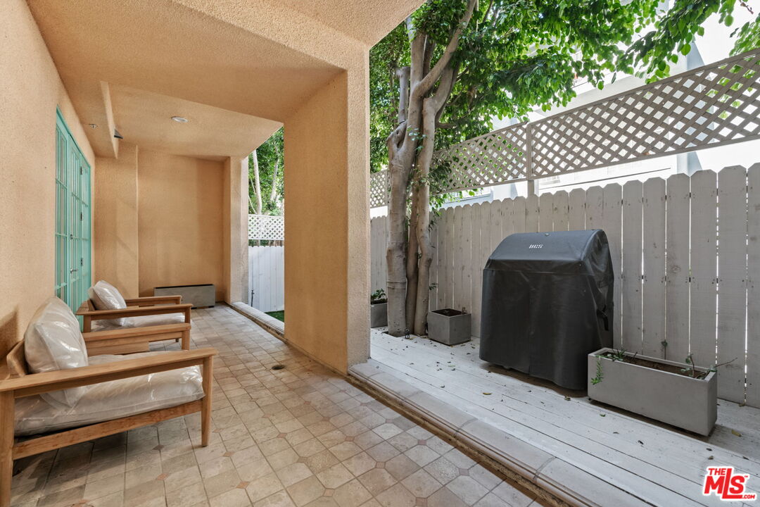 11500 San Vicente Blvd Unit: 216