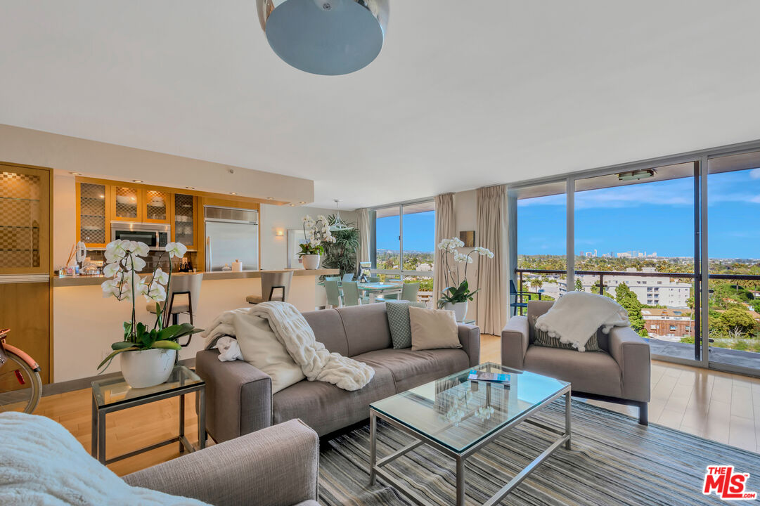 201 Ocean Ave Unit: 1505B