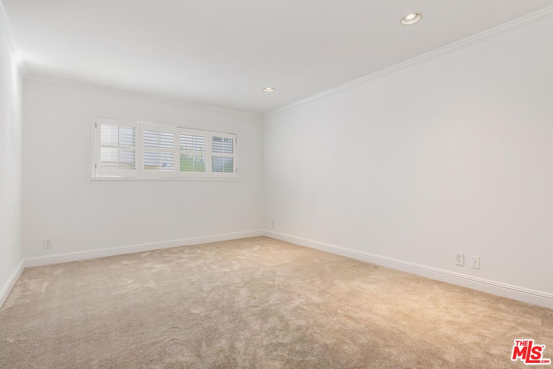 1710 Malcolm Ave Unit: 303