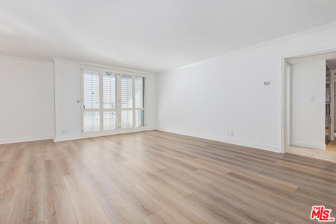 1710 Malcolm Ave Unit: 303