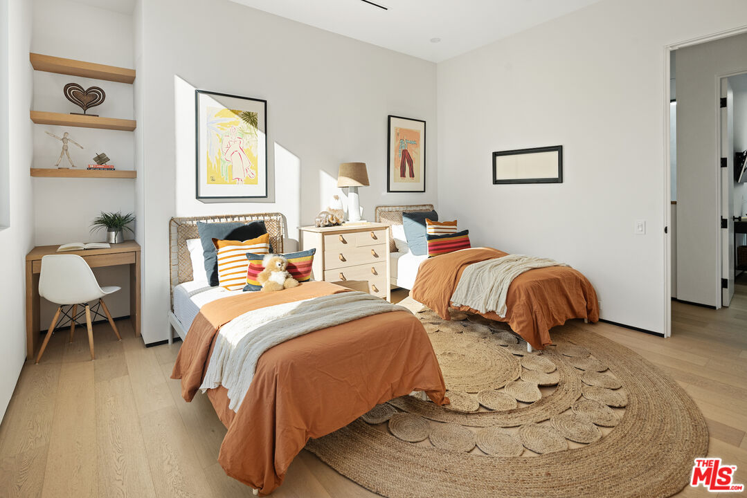 12609 Westminster Ave