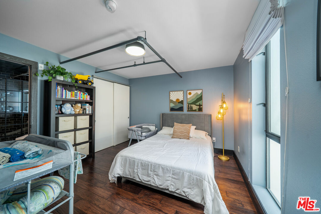 4115 Glencoe Ave Unit: 302