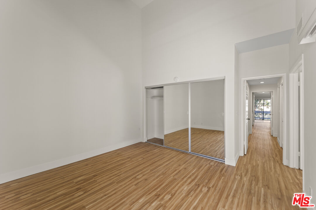 4338 Redwood Ave Unit: B315