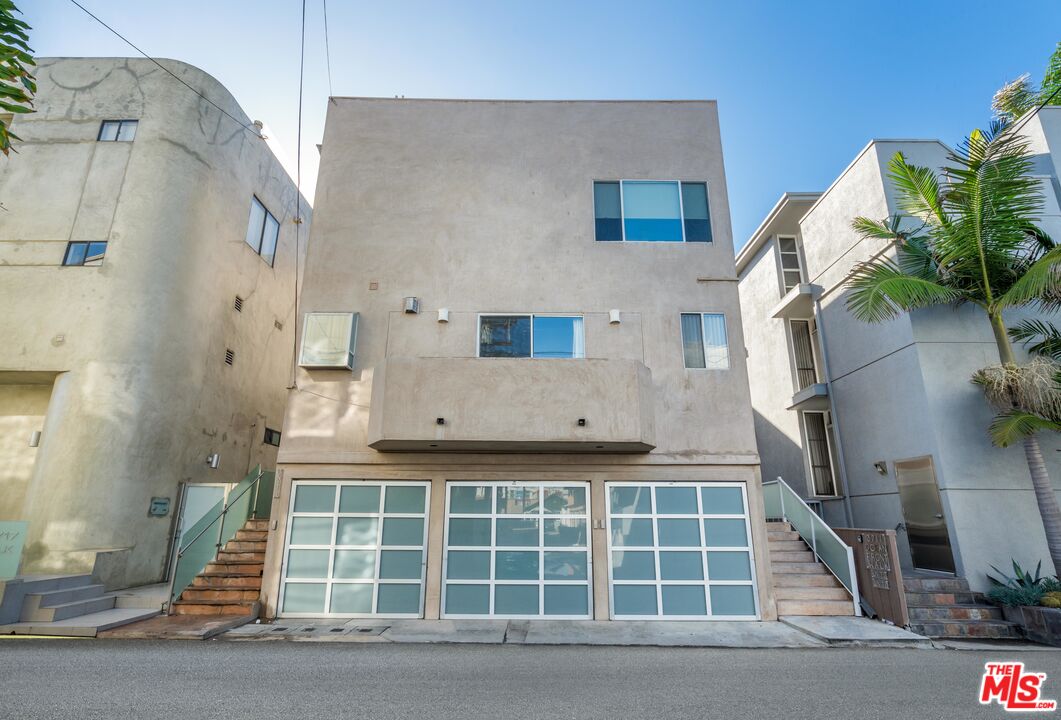 3711 OCEAN FRONT Unit: 3