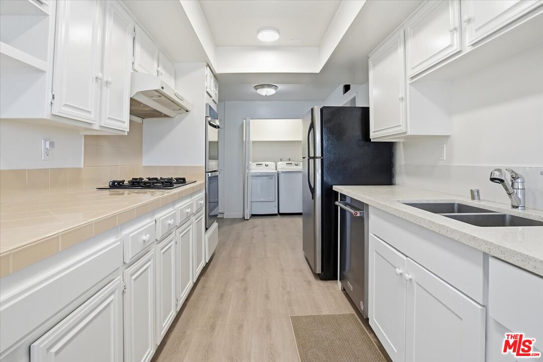 15480 Antioch St Unit: 102