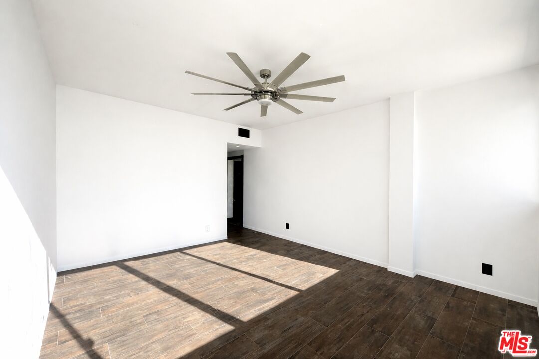 17366 W Sunset Blvd Unit: 105