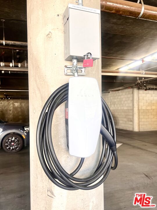 3740 Santa Rosalia Dr Unit: 302