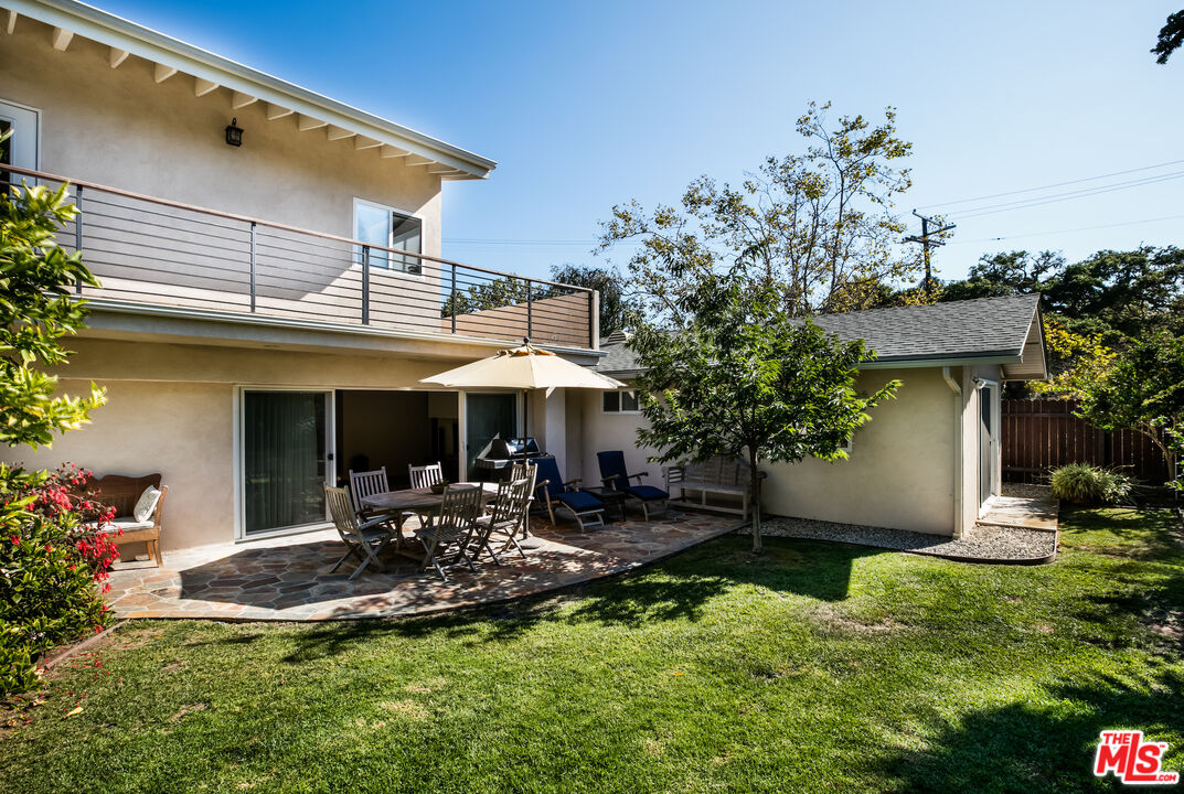 907 Las Pulgas Rd