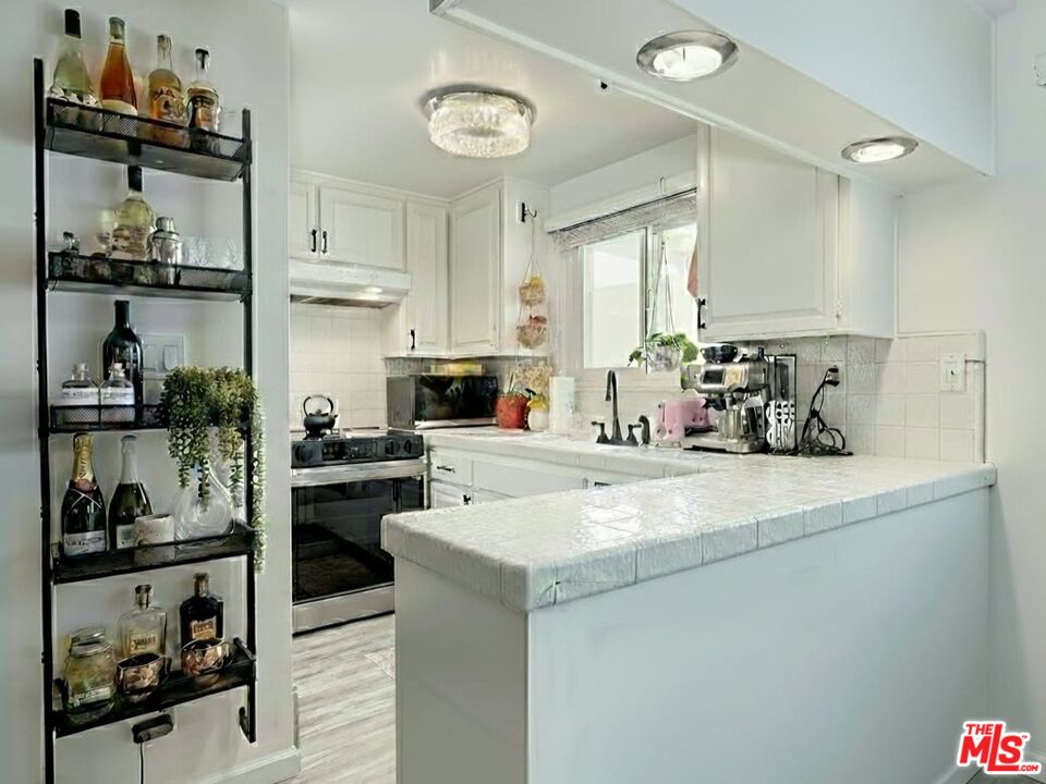 8155 Manitoba St Unit: 12