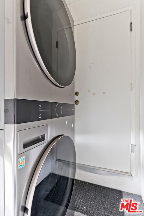 8155 Manitoba St Unit: 12