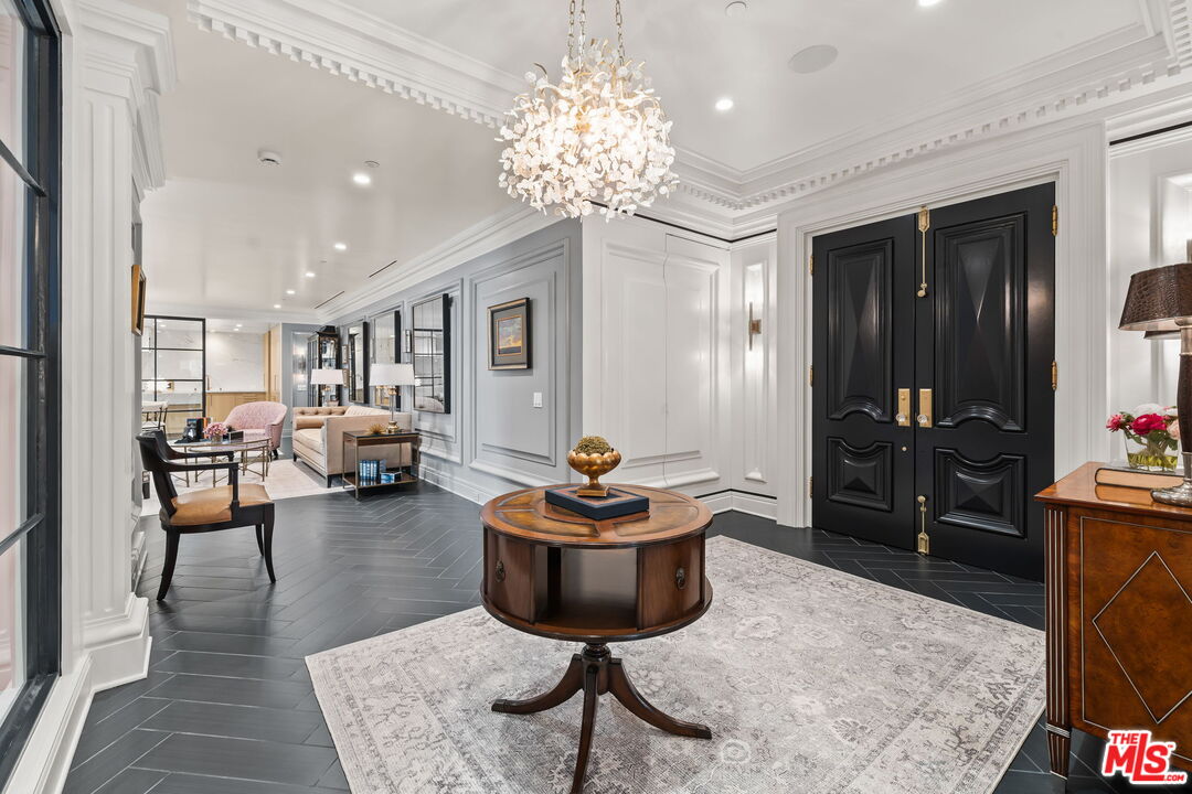 10375 Wilshire Blvd Unit: 9HK