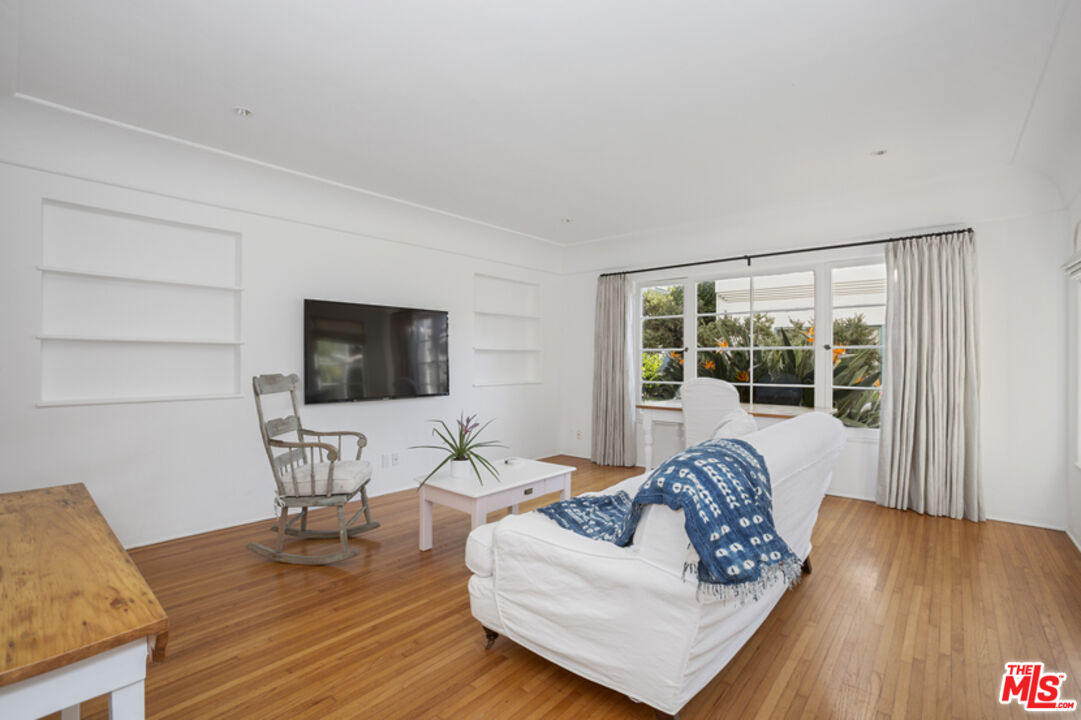 1033 9Th St Unit: 1033C