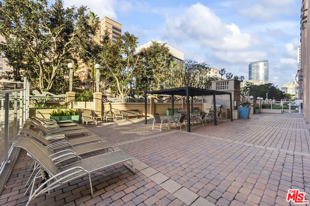 388 E Ocean Blvd Unit: 304