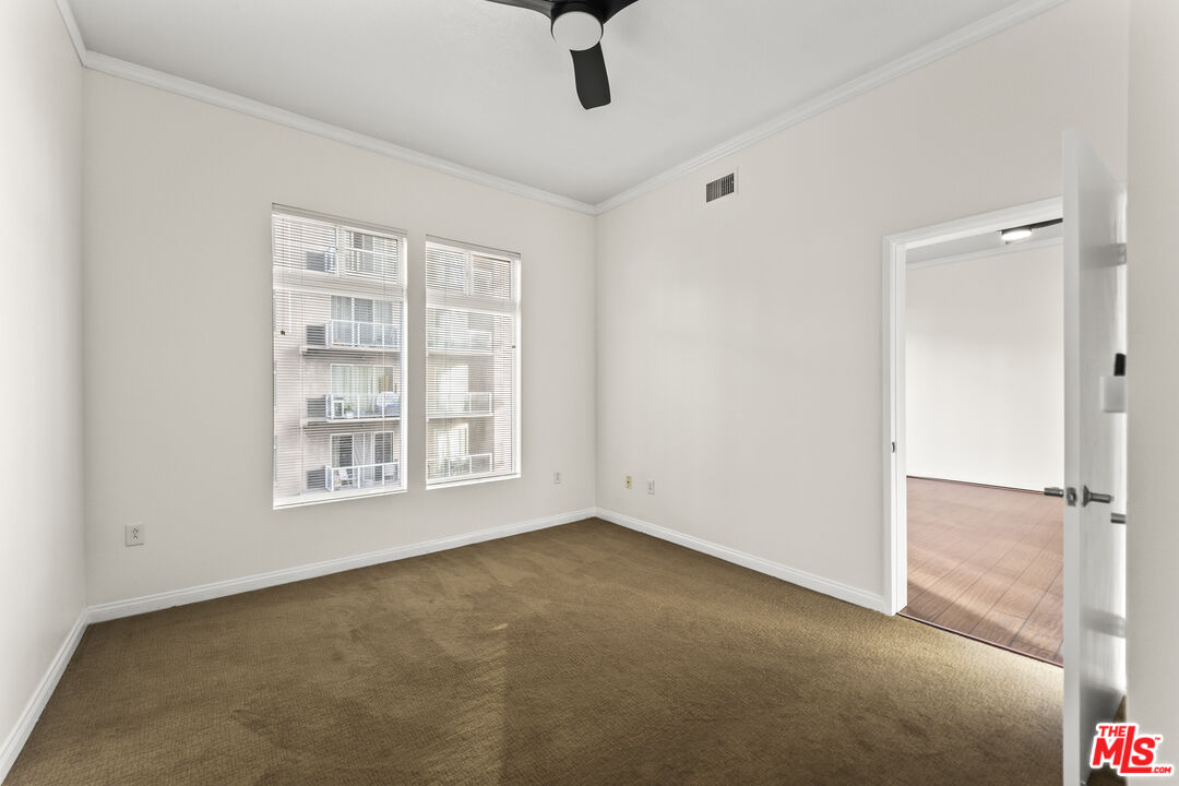 388 E Ocean Blvd Unit: 304