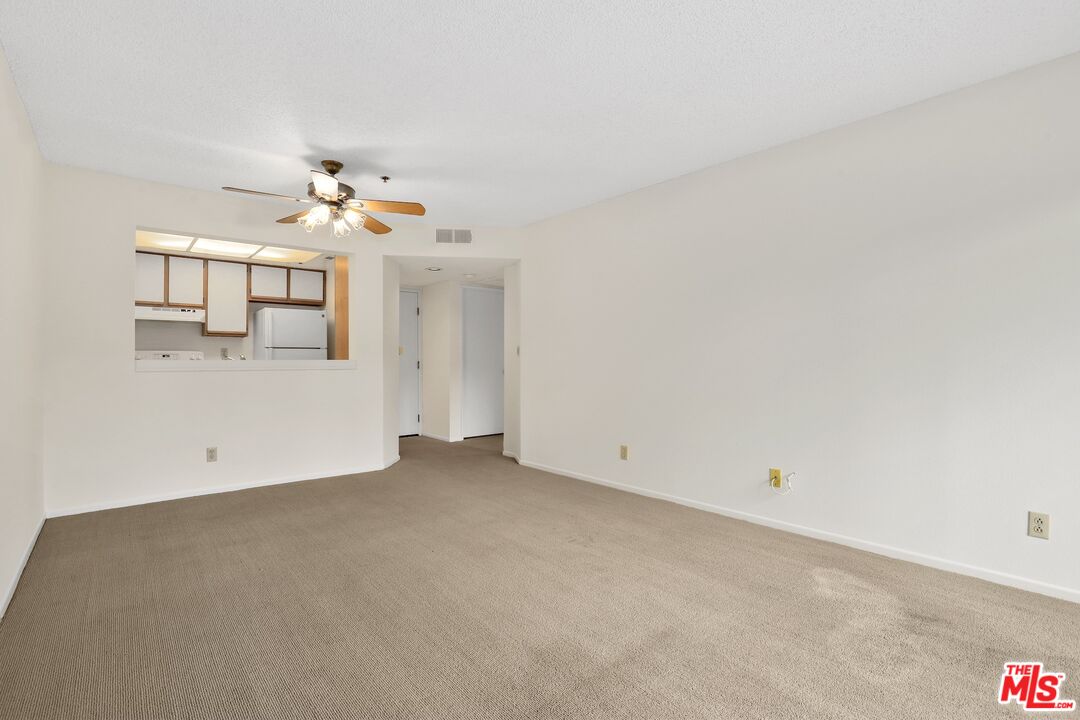 501 Palisades Dr Unit: 219