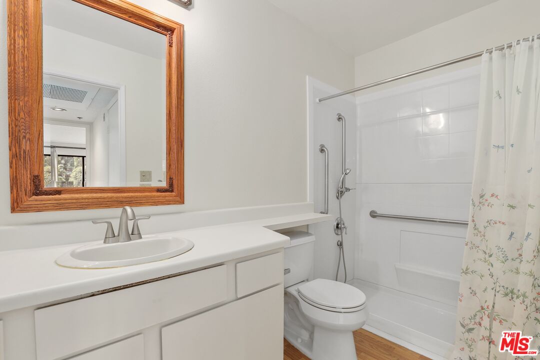 501 Palisades Dr Unit: 219