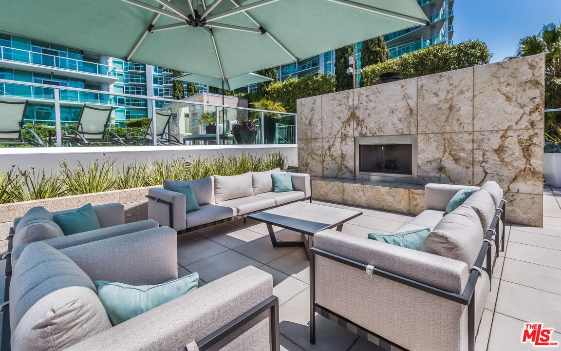 13650 Marina Pointe Dr Unit: 403