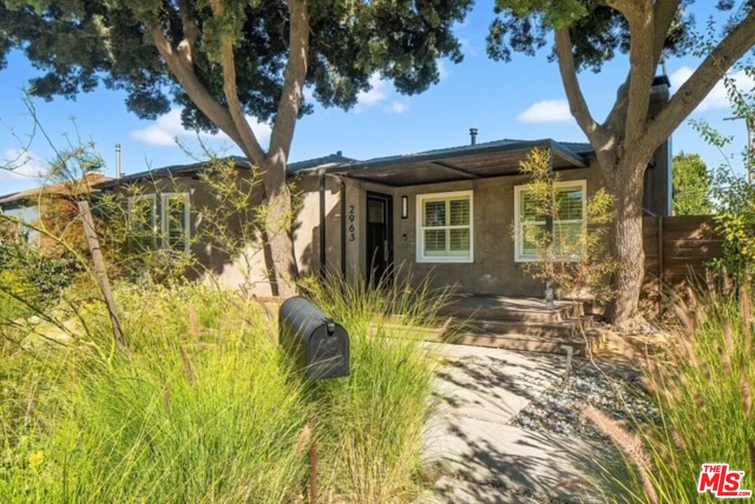 2963 Virginia Ave